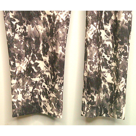 Chico's Fabulously Slimming Ponte Slim Ankle Pants Textured Twigs Graphite Gray - Picture 3 of 9